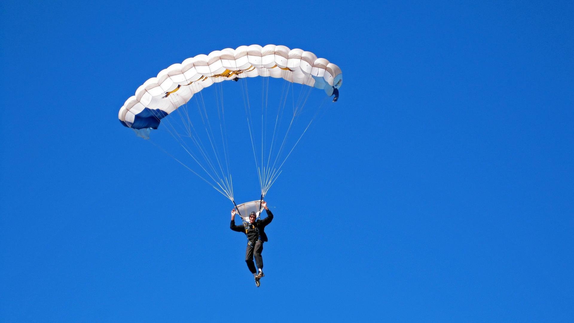 城市推行赛事期间临时停车优化方案缓解交通压力，城市临时停车技巧